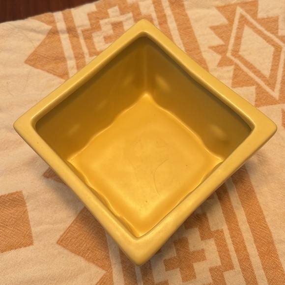 Ceramic berry basket - Picture 2 of 3